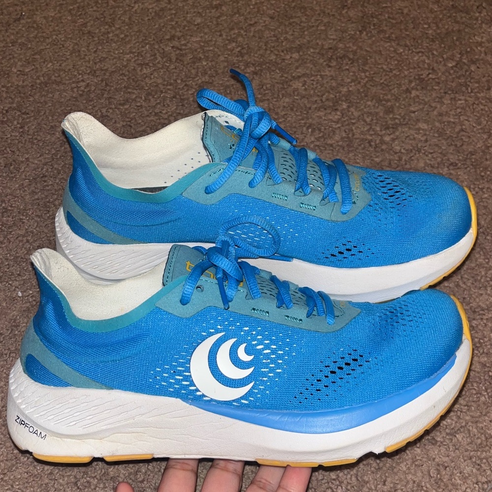 Hoka similar | Topo Athletic Cyclone Road-Running Shoes - Women's